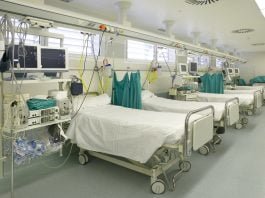 ICU beds in delhi government hospitals